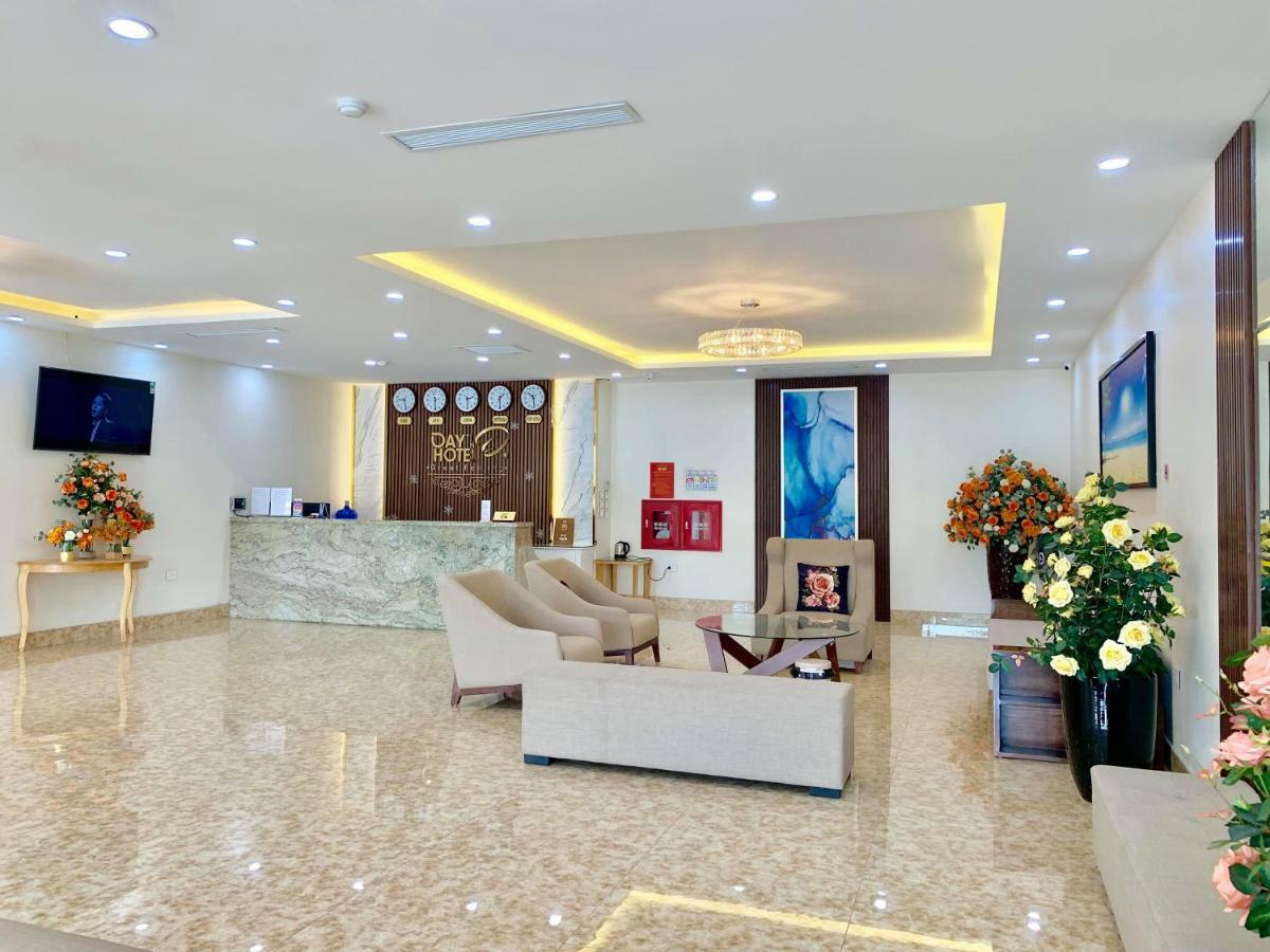Dayth Hotel Ха Лонг Екстериор снимка