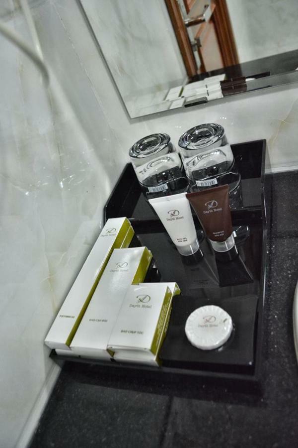 Dayth Hotel Ха Лонг Екстериор снимка